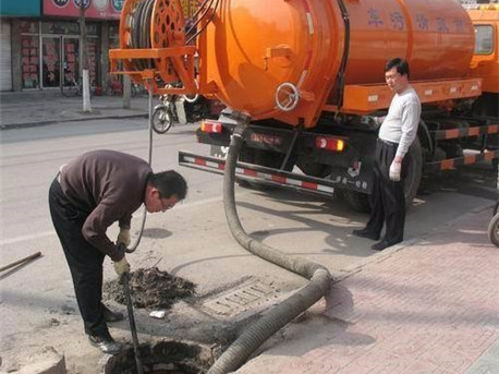 金溪清掏化粪池，健康生活从这里开始
